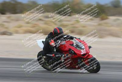 media/Nov-15-2025-Race Pace (Sat) [[8de605a2d8]]/Verified Riders/Turn 8 Inside (935am)/